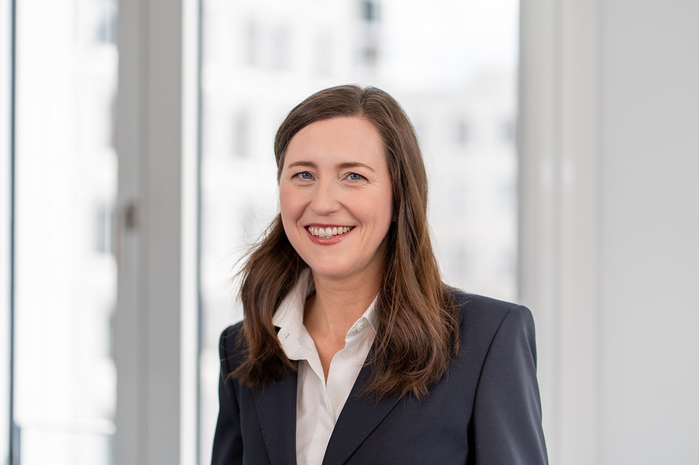 Sophie Neuhaus, Tax consultant, Acconsis